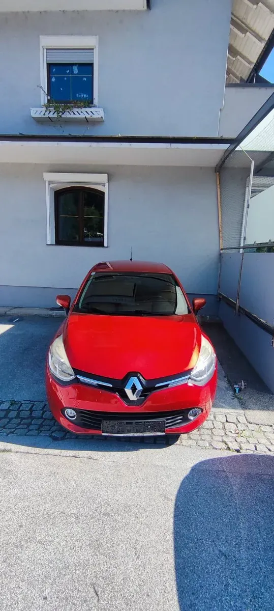Renault Clio 2015 photo 2