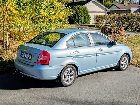 Hyundai Accent 2007 photo 3