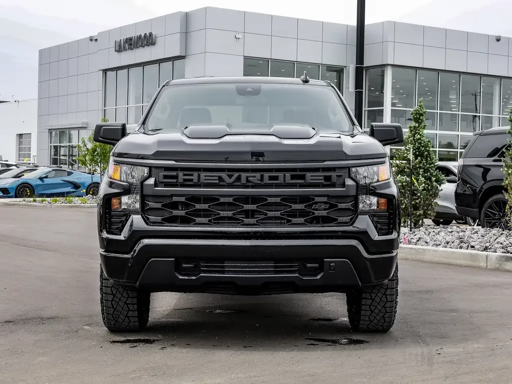 Chevrolet Silverado 1500 2026 photo 3