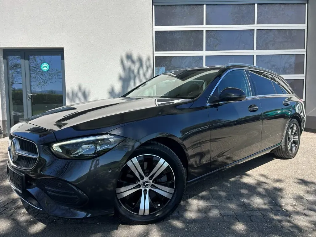 Mercedes-Benz C-Class 2023 photo 2