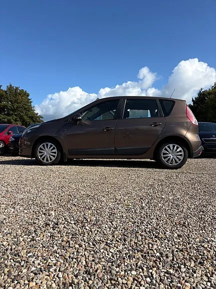 Renault Scenic 2010 photo 3