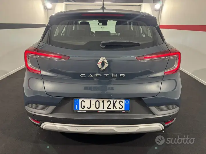 Renault Captur 2022 photo 4