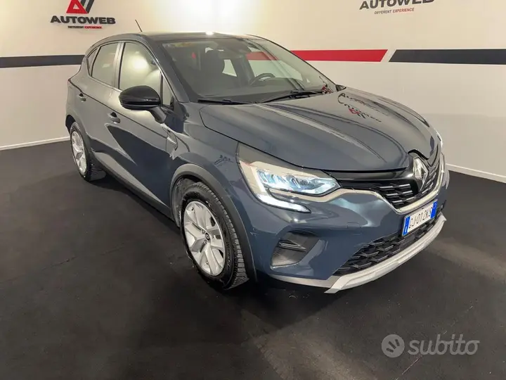 Renault Captur 2022 photo 2