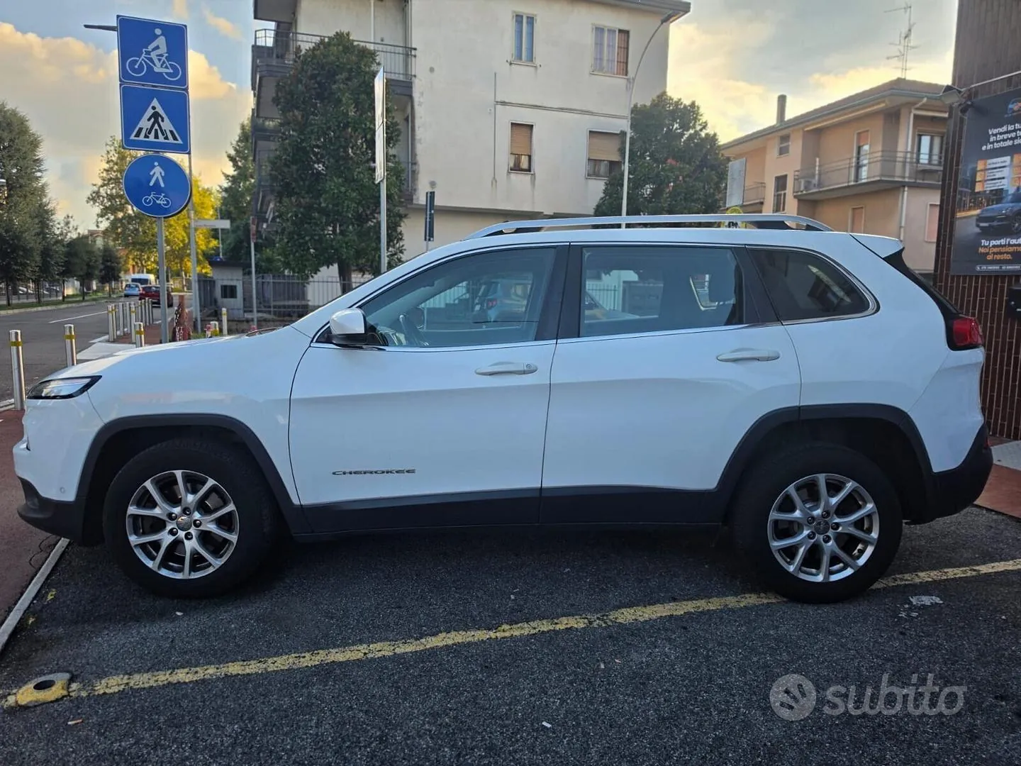 Jeep Cherokee 2015 photo 4