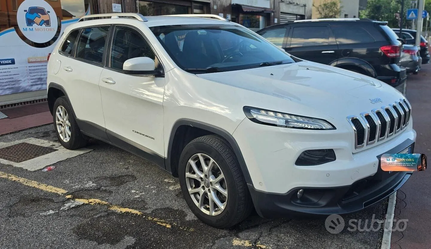 Jeep Cherokee 2015 photo 3