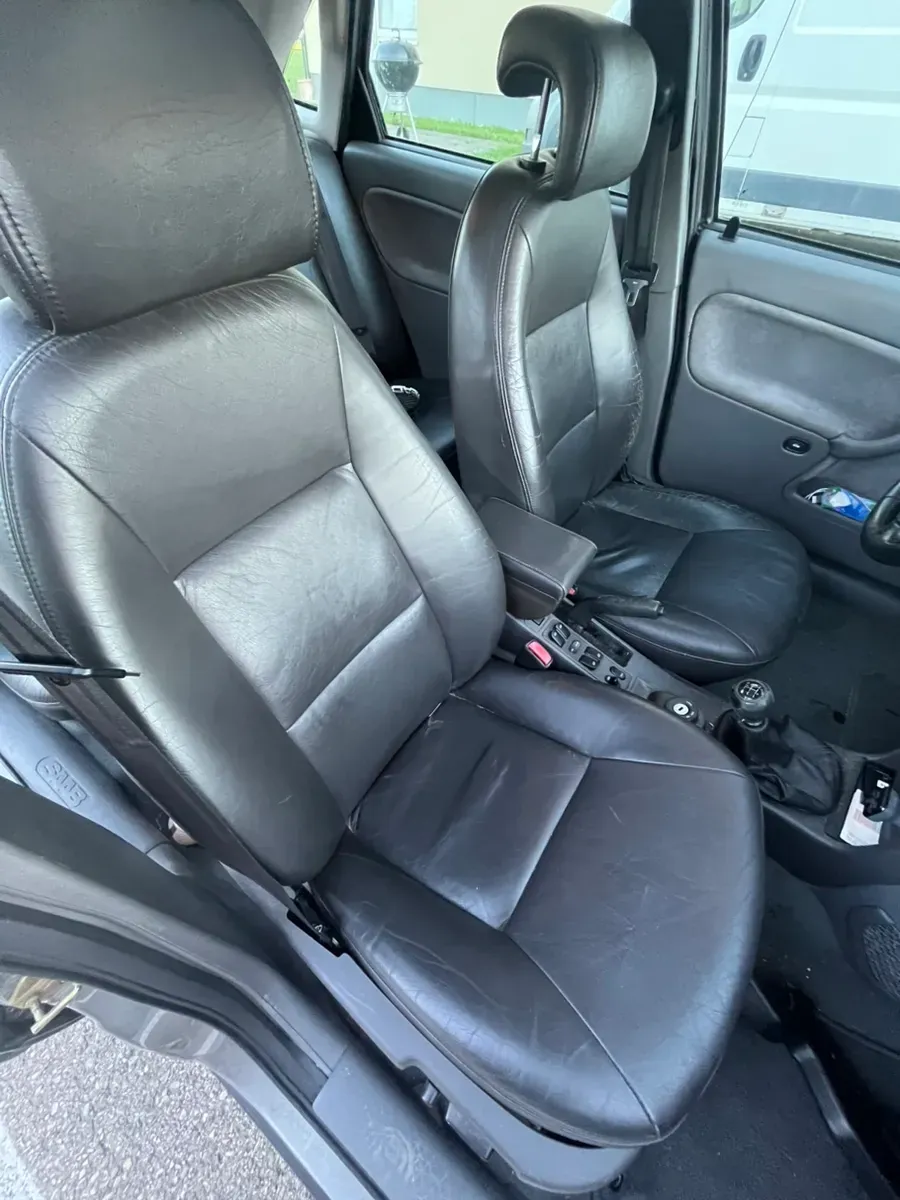 Saab 9-3 2001 photo 3