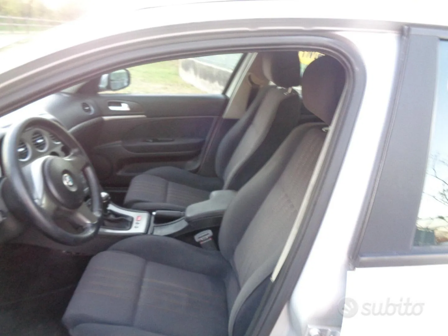 Alfa Romeo 159 2008 photo 5