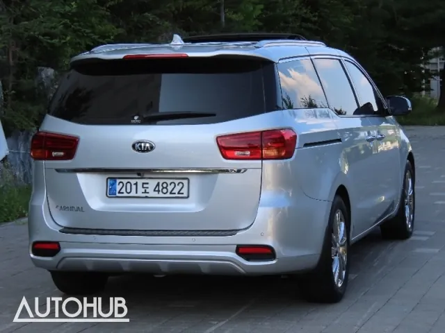 Kia Carnival 2019 photo 3