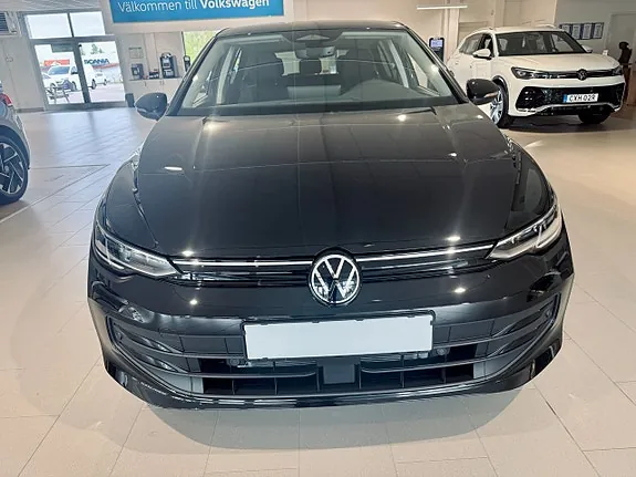 Volkswagen Golf I 2026 photo 3