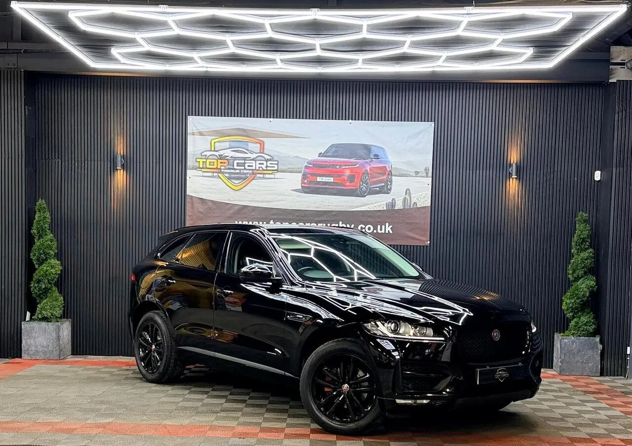 Jaguar F-Pace