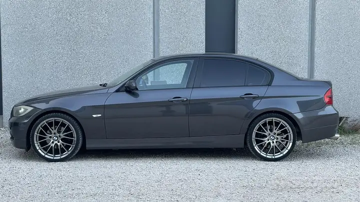 BMW 320D 2005 photo 3