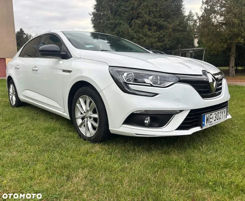Renault Megane 2017 photo 2