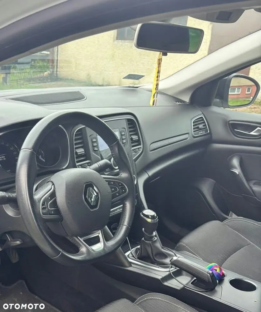 Renault Megane 2017 photo 5