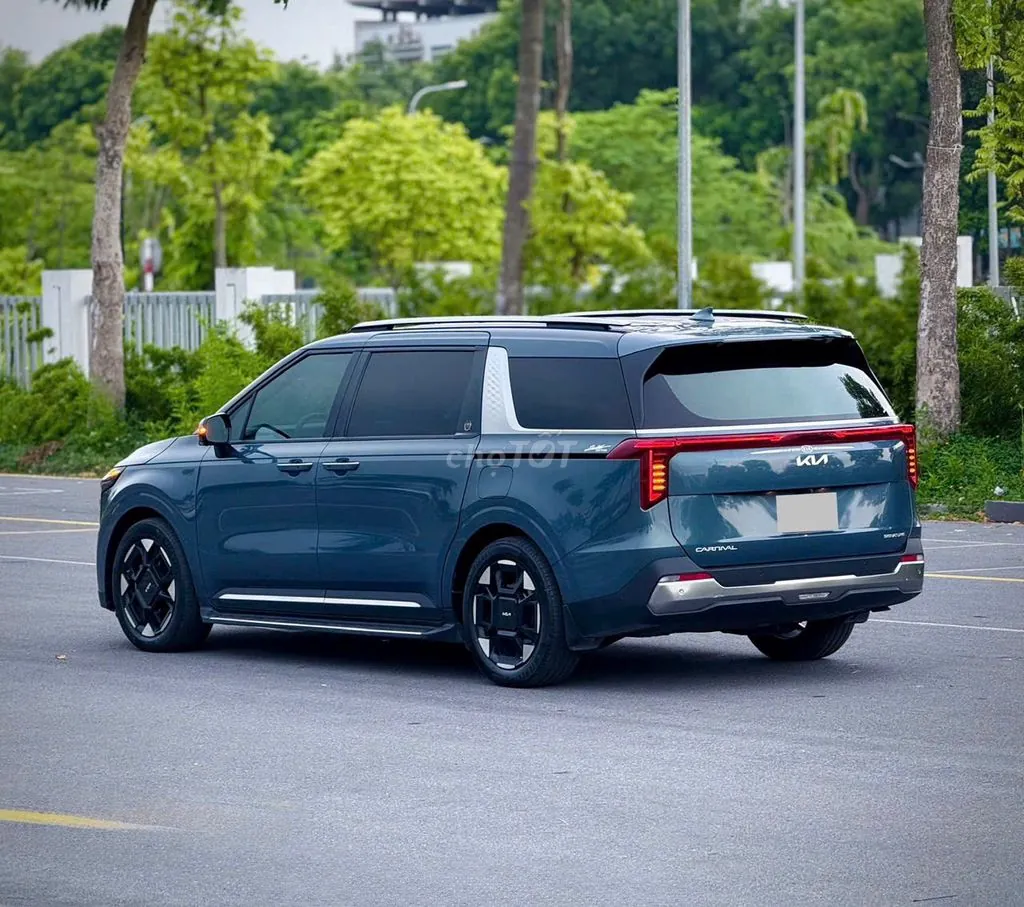 Kia Carnival 2024 photo 2