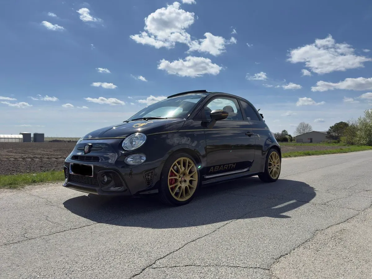 Abarth 500 2021 photo 2