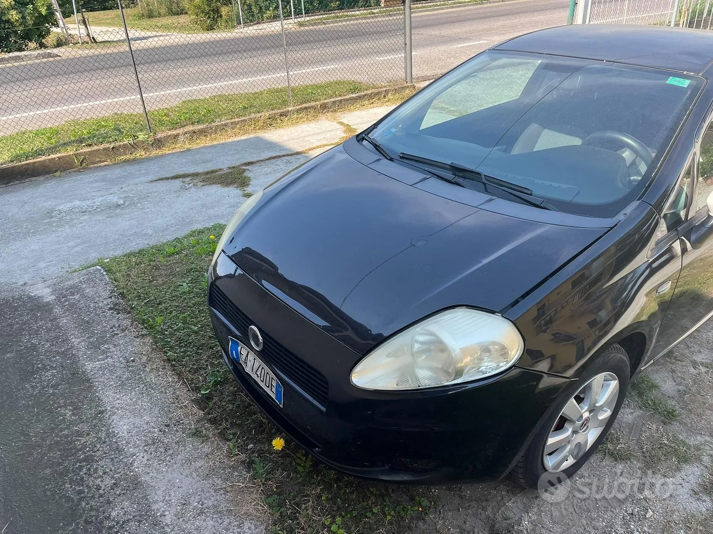 Fiat Grande Punto 2009 photo 2