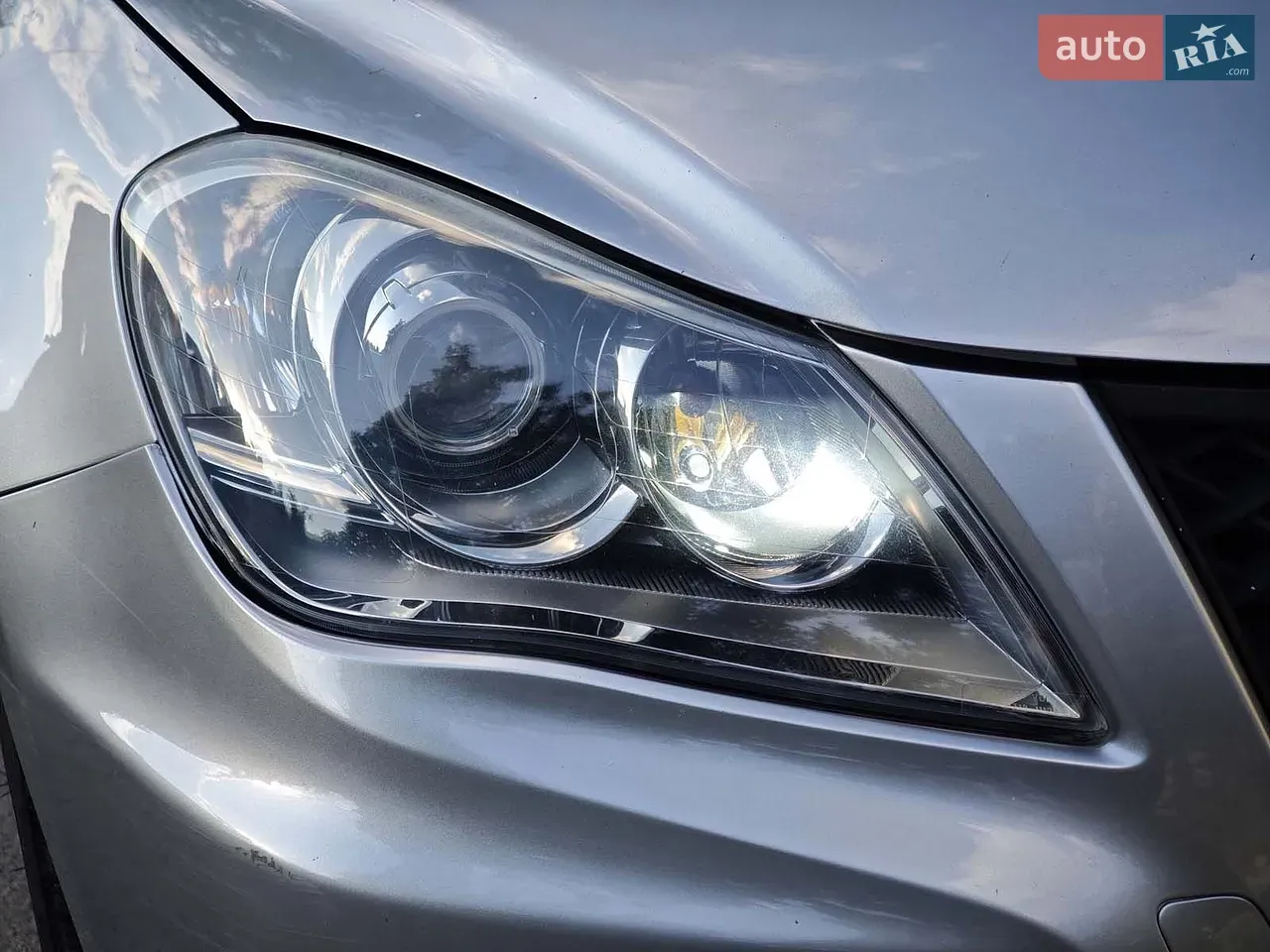 Suzuki Kizashi 2011 photo 4