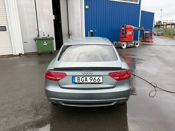 Audi A5 2011 photo 4