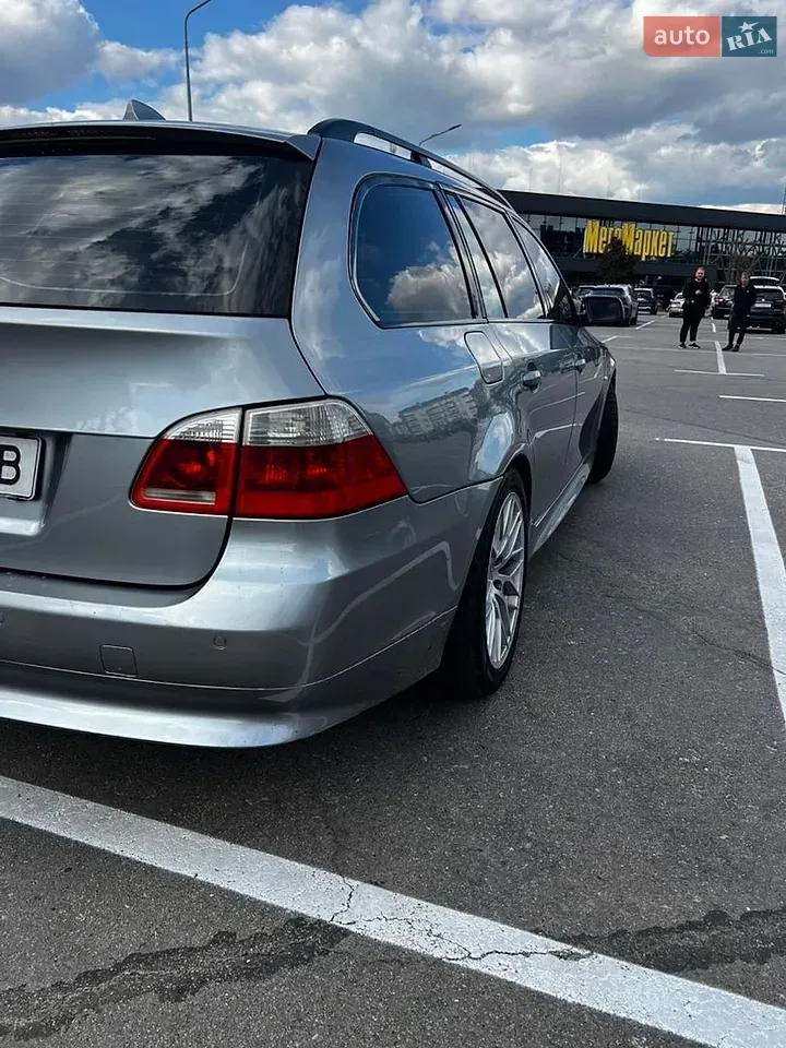 BMW 5 Series 2005 photo 3