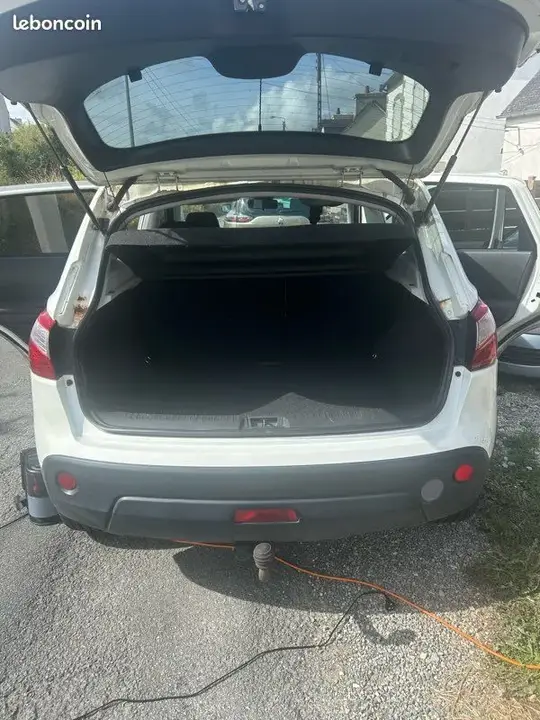 Nissan Qashqai 2011 photo 2