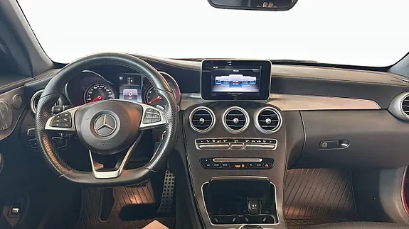 Mercedes-Benz C300 2018 photo 4