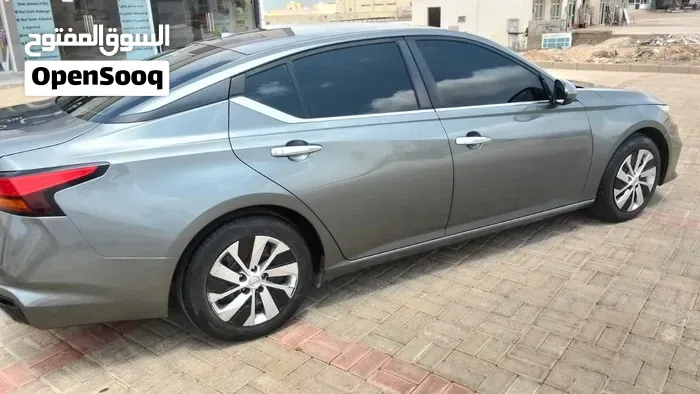 Nissan Altima 2020 photo 3