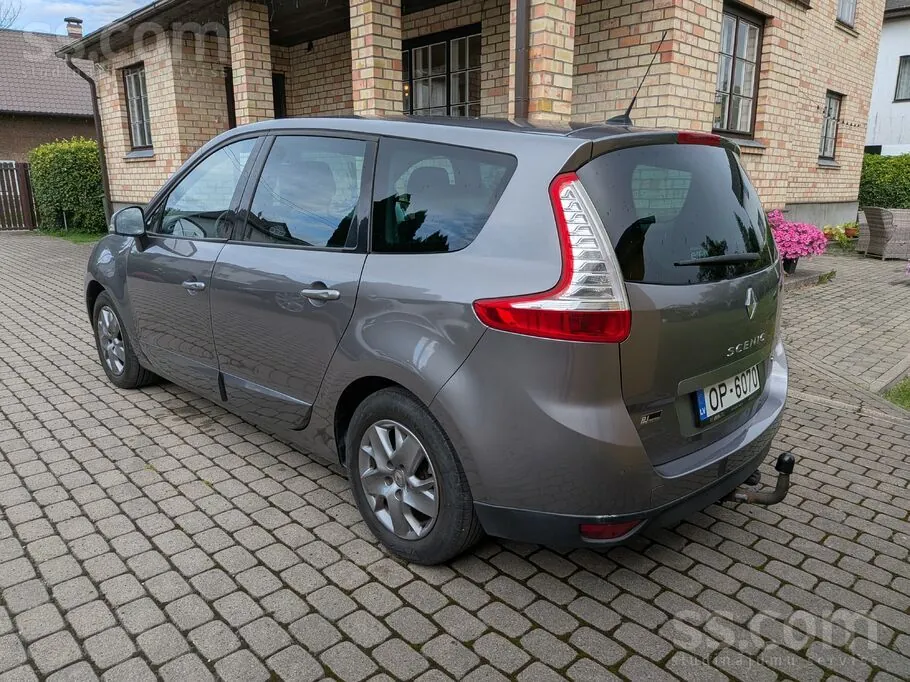 Renault Grand Scenic 2011 photo 2