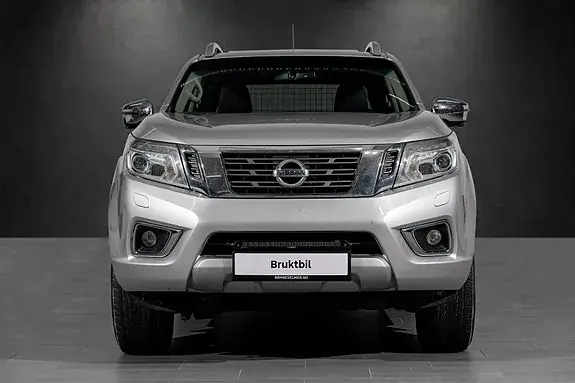 Nissan Navara 2017 photo 2