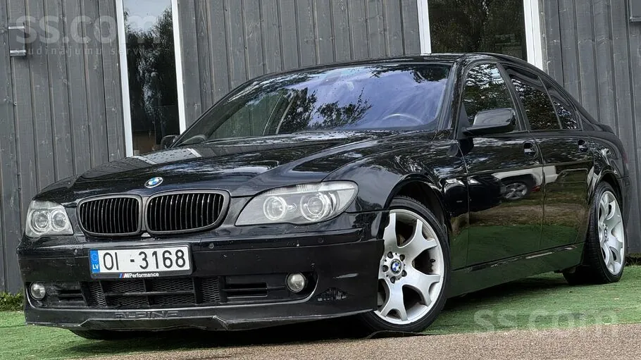 BMW 740I