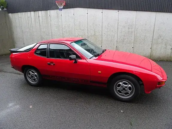 Porsche 924 1981 photo 2