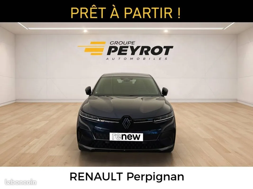 Renault Megane 2023 photo 2