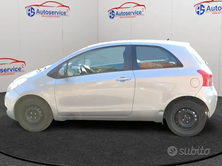 Toyota Yaris 2007 photo 2