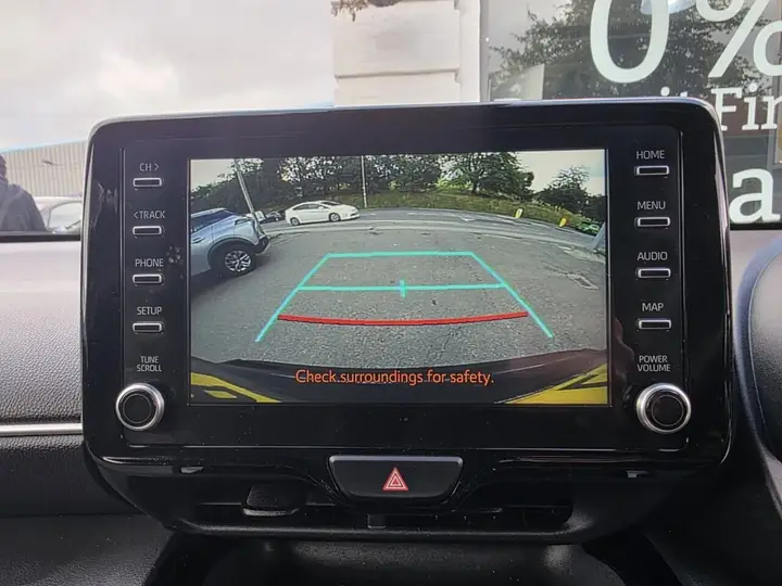 Toyota Yaris Cross 2023 photo 2