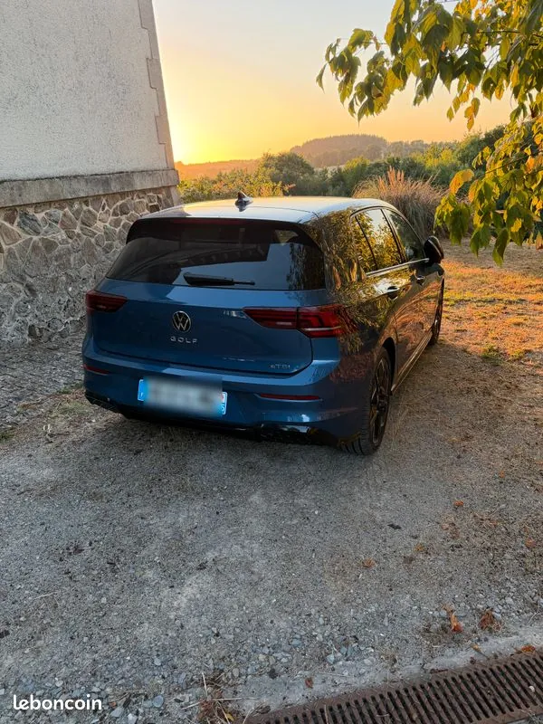Volkswagen Golf 2025 photo 3
