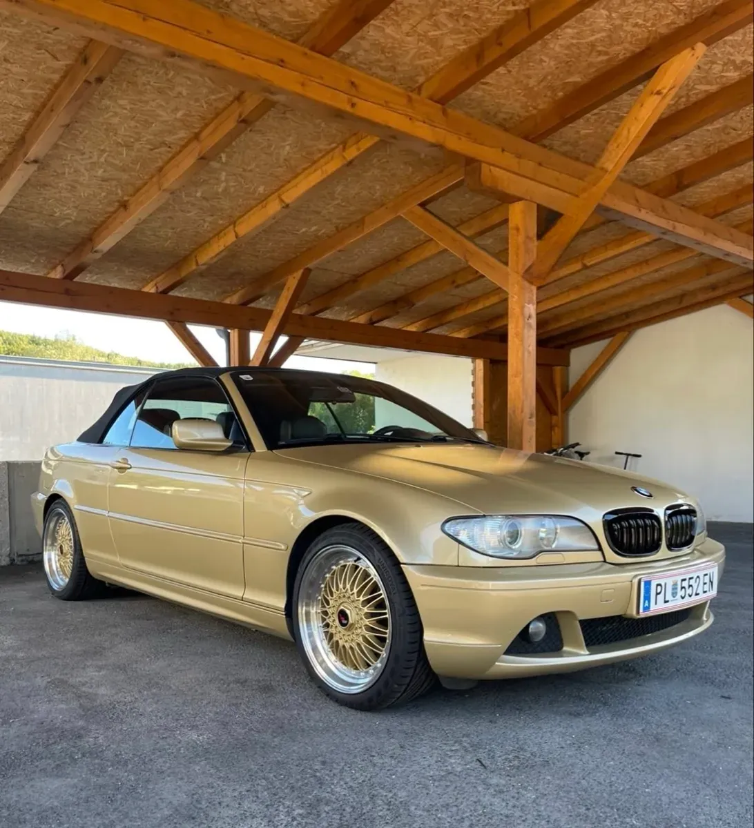 BMW 3 Series 2004 photo 2