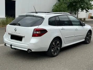 Renault Laguna 2014 photo 3