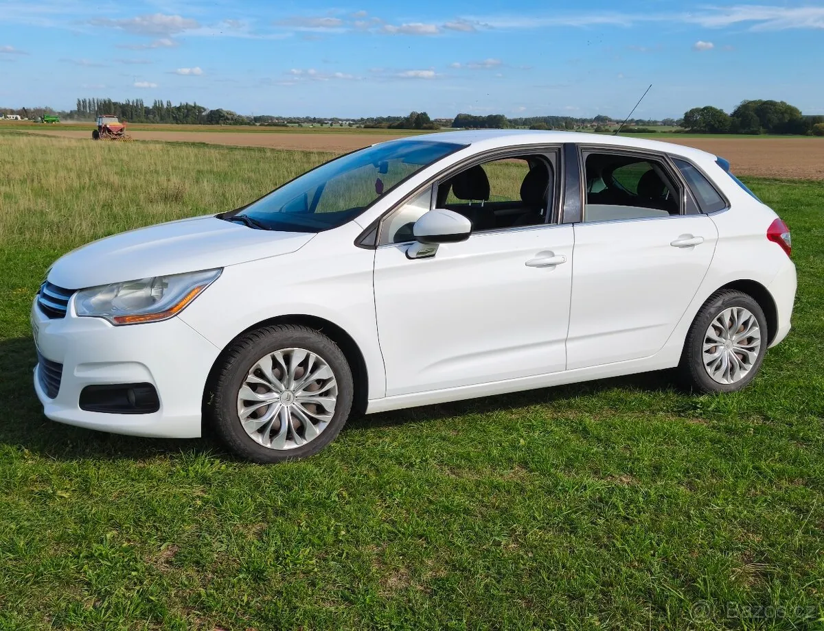 Citroen C4 2013 photo 2