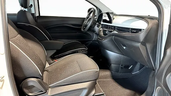 Fiat 500E 2023 photo 3