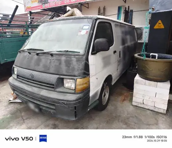 Toyota Hiace
