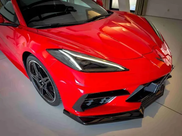 Chevrolet Corvette 2024 photo 2