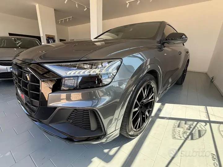Audi Q8 2021 photo 3
