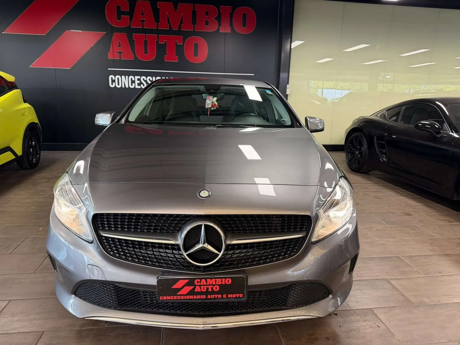 Mercedes-Benz A 180 2017 photo 2