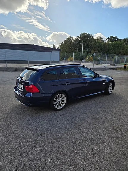 BMW 320D 2012 photo 3