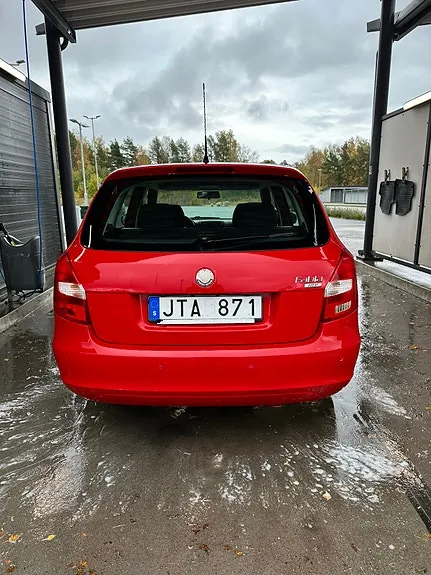 Skoda Fabia 2009 photo 5