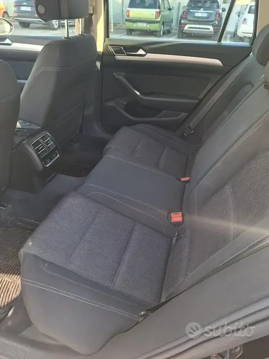 Volkswagen Passat 2016 photo 4