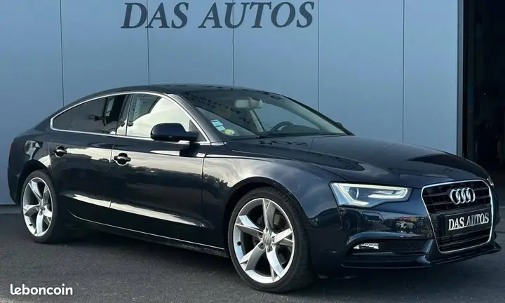 Audi A5 2012 photo 2