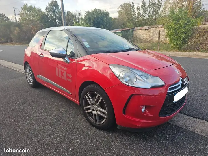 Citroen Ds3 2011 photo 2