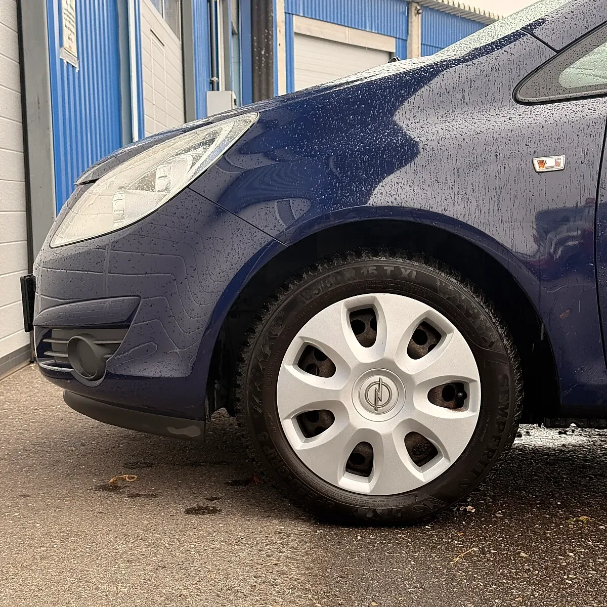Opel Corsa 2009 photo 2