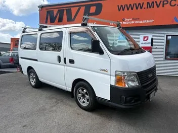 Isuzu Como 2009 photo 3