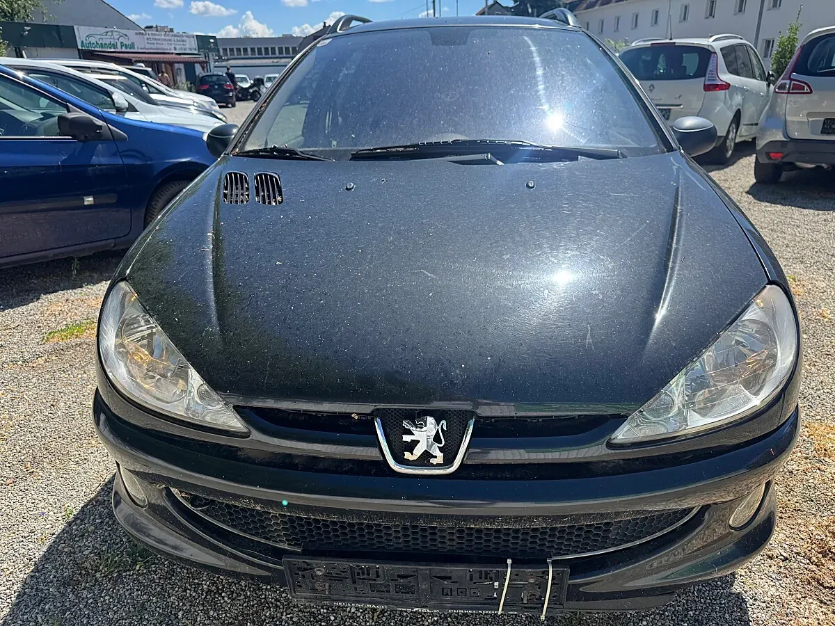 Peugeot 206 2004 photo 3